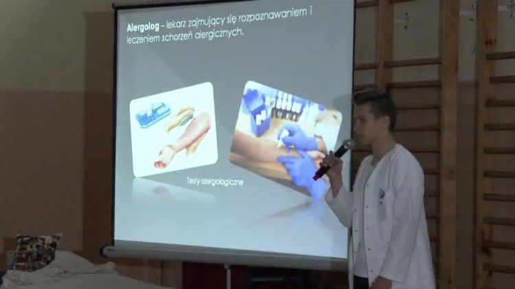 20160527-20160517-c-255-podsumowano_projekty_edukacyjne_uczniow.mp4