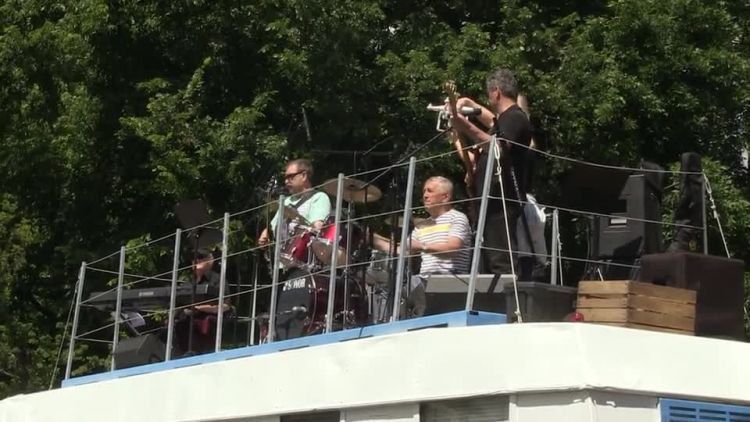 20160615-20160612-c-501-mrowisko_2016_poprawione.mp4