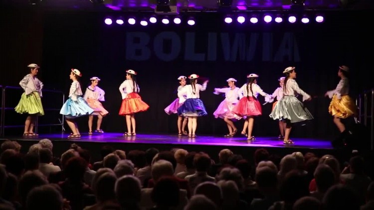 20160715_31spotkaniefolk_622.mp4