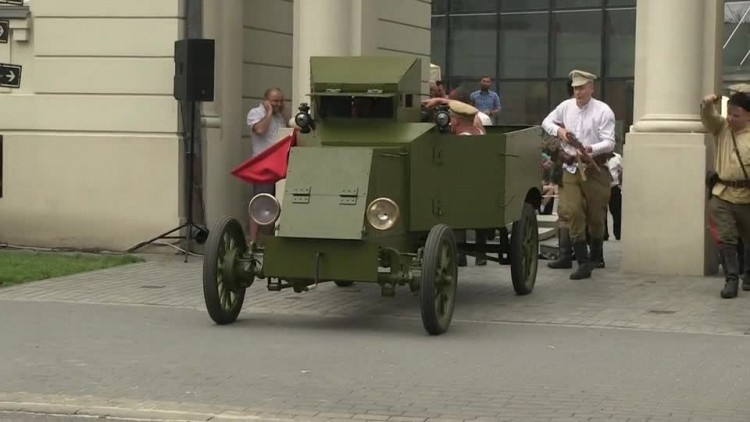 20160801-20160730-c-517-siedlce_wyzwolone_iii_piknik_historyczny.mp4