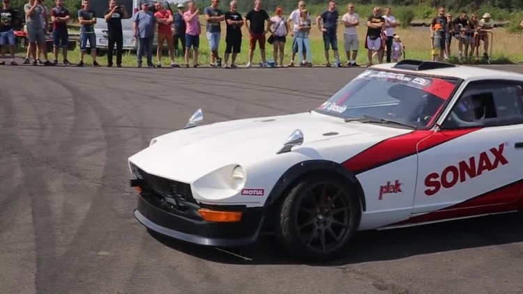 20160824_40leceiak_350.mp4