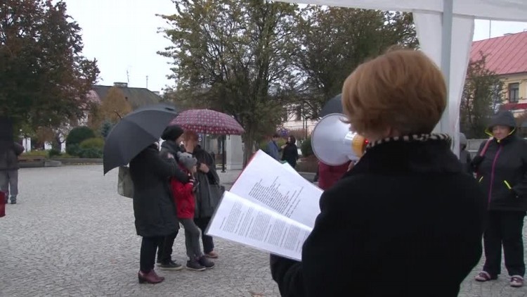 20161026_czarnyprotest_230.mp4