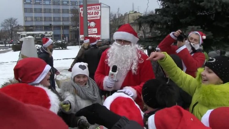 20161207-20161206-c-209-swiateczne_drzewko_zyczen_w_siedlcach.mp4