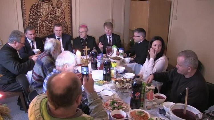 20161223-20161221-c-106-wigilijne_spotkanie_w_mieszkaniach_wspieranych.mp4