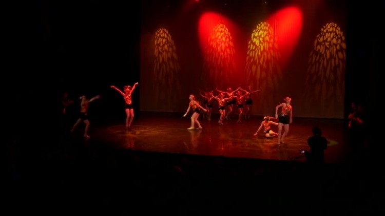 20170210-20170205-c-245-30_lat_caro_dance.mp4