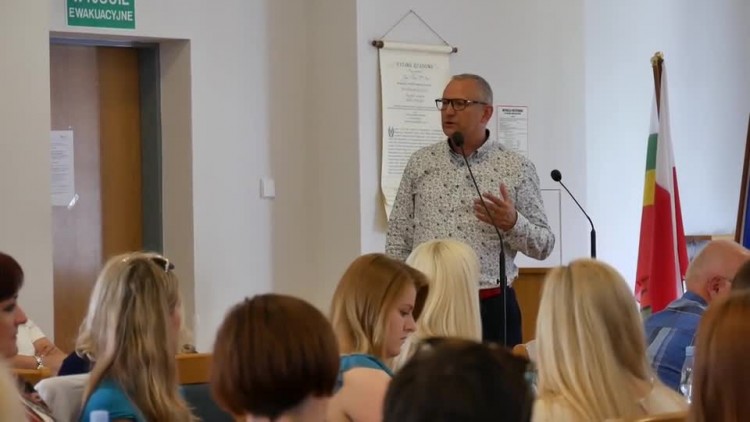 20170609_konferencjanarkotykiidopalacze_413.mp4