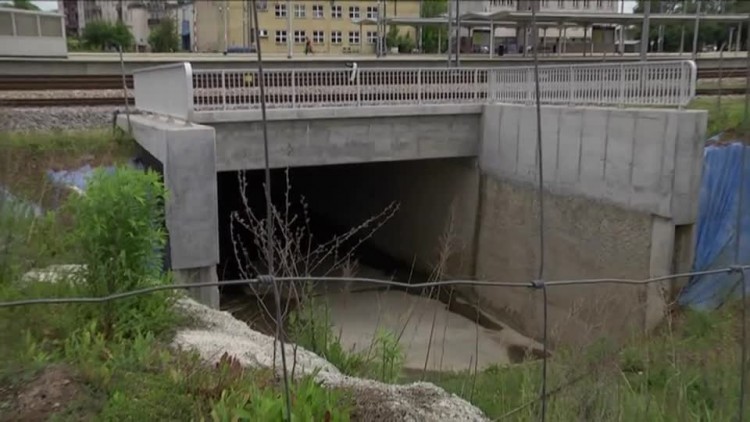 20170714-20170711-c-122-ruszaja_prace_przy_tunelu.mp4
