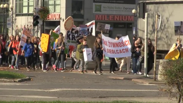 20171018-20171017-c-310-szkola_niemarnowania_jedzenia.mp4
