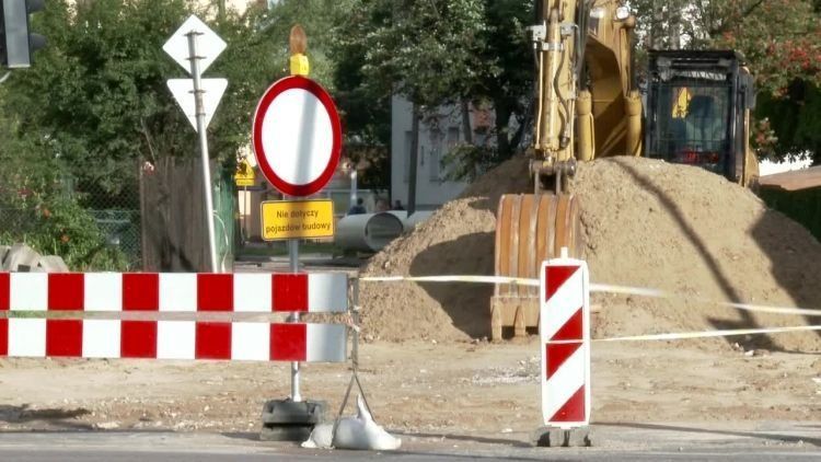 20170901-20170830-c-242-otworza_ulice_zbrojna.mp4