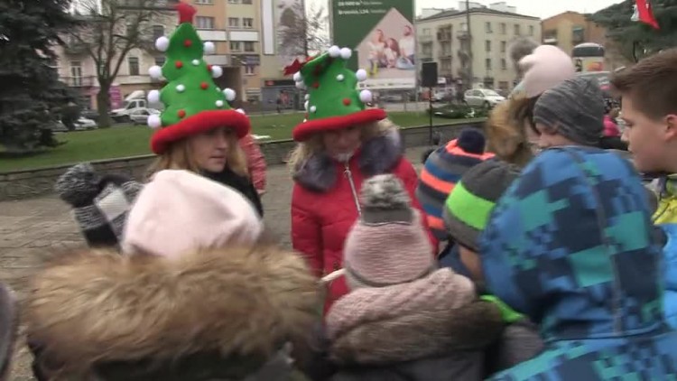 20171206-20171205-c-244-siedleckie_drzewko_zyczen.mp4