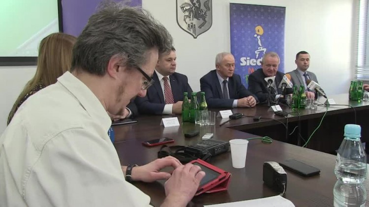 2018_02_07_elektryczne_samochody.mp4
