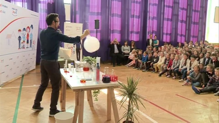 20180330-20180326-c-222-rzodzice_i_dzieci_powietrze_bez_smieci.mp4
