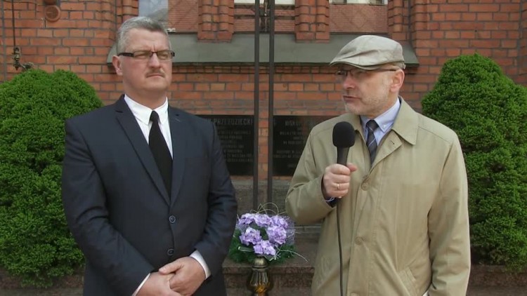 2018_04_28-1503-magazyn_historyczny_biskupi.mp4