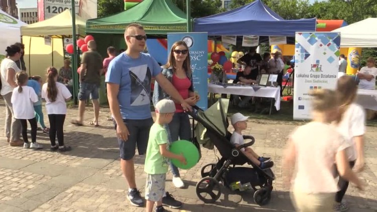 20180601-20180525-c-226-ii_piknik_organizacji_pozarzadowych-1.mp4