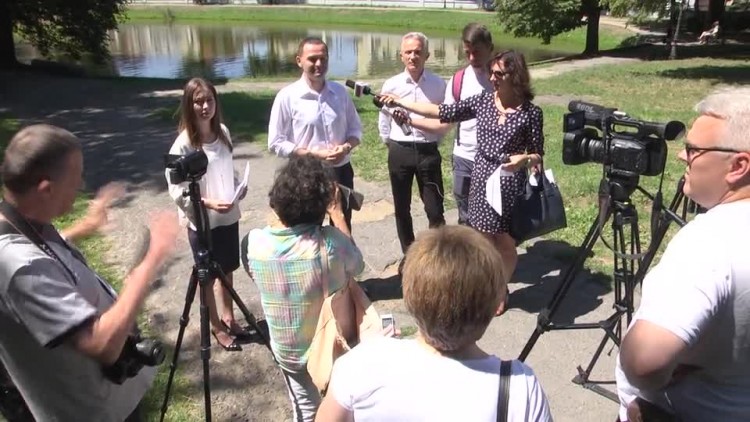 20180706-20180706-c-451-konferencja_karola_tchorzewskiego_i_magdaleny_daniel.mp4