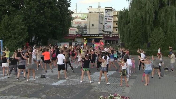 20180817-20180813-c-214-maraton_zumba_fitness.mp4