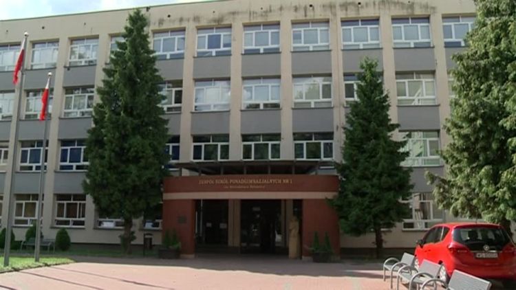 20180822-20180820-c-419-vi_zjazd_absolwentow_elektryka.mp4
