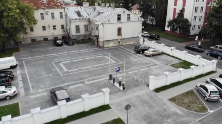 20180822-20180820-c-141-nowe_miejsca_parkingowe_w_bialej_podlaskiej.mp4