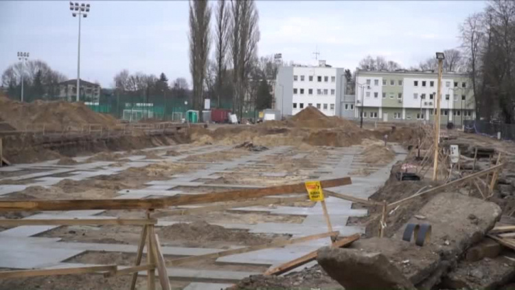 20181219-20181218-c-147-czy_w_bialej_podlaskiej_powstanie_stadion_2en80w5kpwisok_.mp4