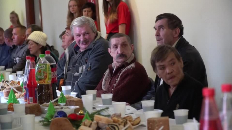 20181228-20181224-c-132-wigilia_dla_potrzebujacych_2en80w5kpwisok_.mp4
