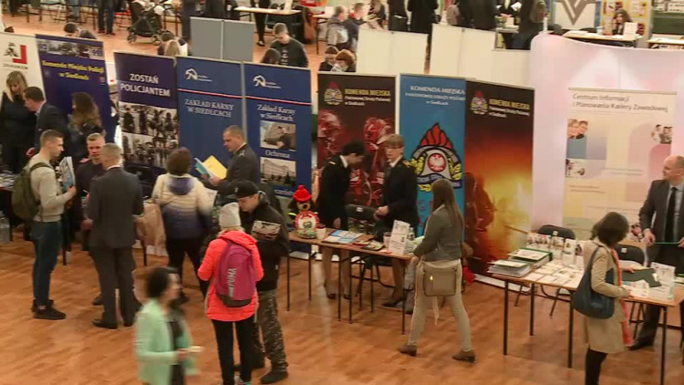 2019_04_16-c-0515-arms_targi_pracy_hd-1.mp4