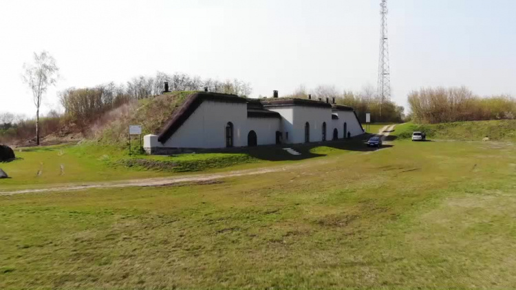 20190424-20190423-c-110-to_perelka_architektury_militarnej-1.mp4
