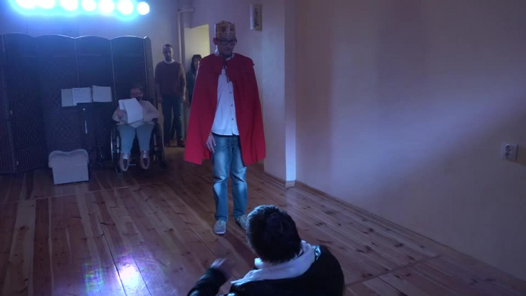 20190426-20190425-c-328-niepelnosprawni_wystepowali_w_kodniu-1.mp4