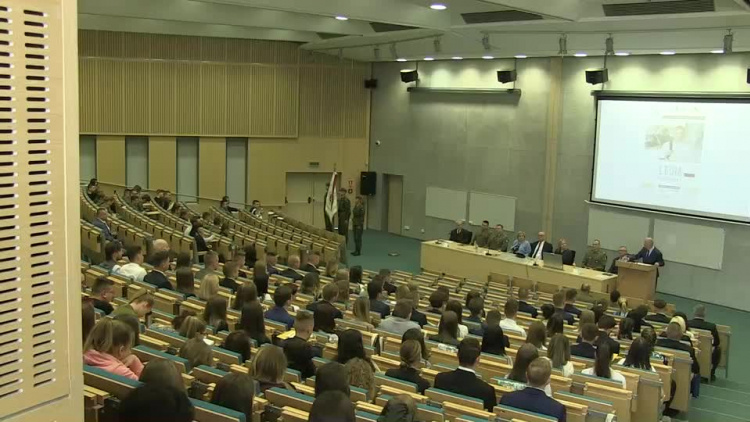 20190506-20190429-c-245-zakonczenie_czesci_teoretycznej_legi_akademickiejsd.mp4