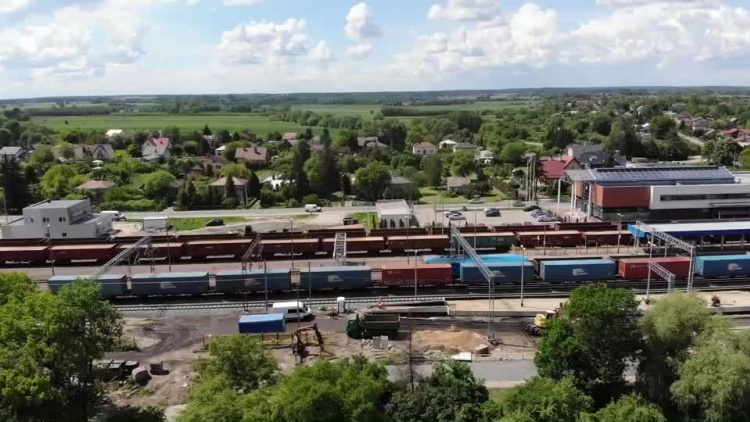 20190529-20190525-c-243-terespol_kolejne_inwestycje_na_kolei-1.mp4