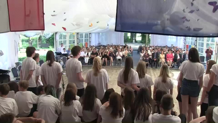 20190705-20190630-c-422-warsztaty_artystyczne_w_reymontowce-1.mp4