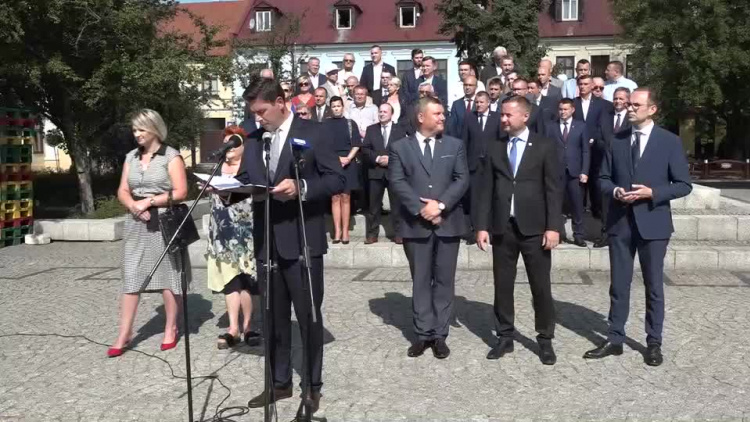 20190826-20190824-c-105-stefaniuk_zainaugurowal_kampanie_pis_w_bialej_podlaskiej-1.mp4