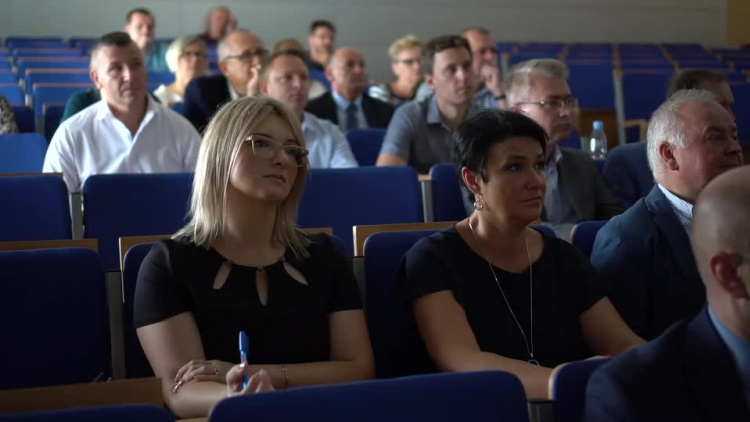 20190906-20190905-c-104-jak_pozyskac_fundusze_norweskie-1.mp4