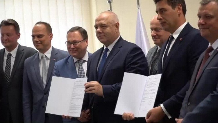20190911-20190910-c-051-oni_powalcza_o_senat-1.mp4