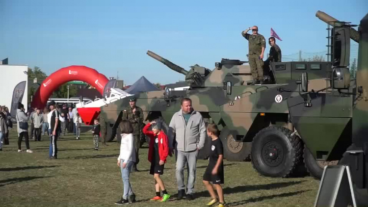 2019092520190921-c-221-wojsko_wraca_do_bialej_podlaskiej-1.mp4