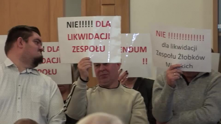 20191127-20191125-c-320-to_koniec_zespolu_zlobkow_-_poprawione-1.mp4