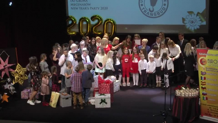 20200120-20200118-c-258-new_years_party_2020_w_eurolingua.mp4