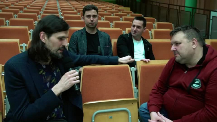 temat_dnia_atom_string_quartet_poprawka-1.mp4