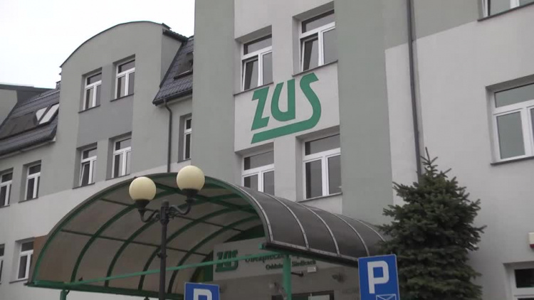 20200403-20200331-c-220-zus_podczas_pandemi-1.mp4