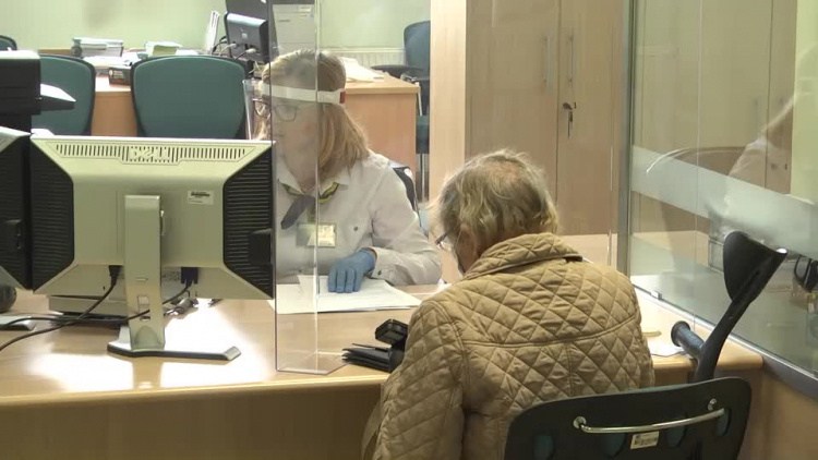 20200513-20200513-c-058-zus_skladanie_wnioskow_w_czasie_epidemi-1.mp4