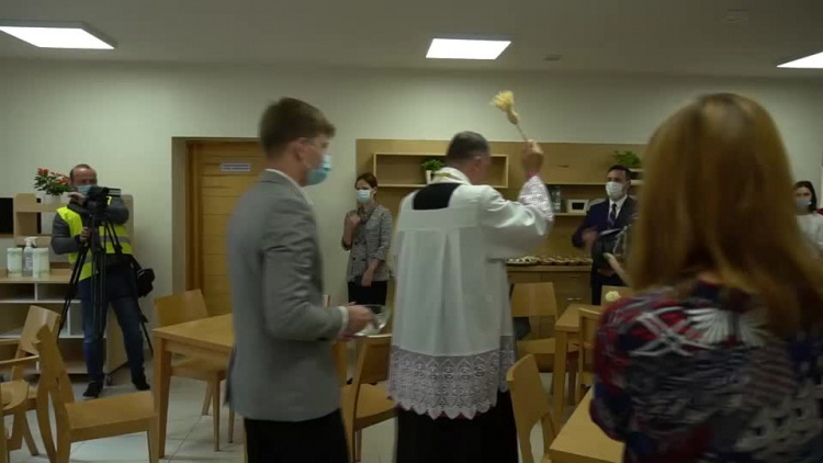 20201012-20201009-c-308-nowy_zlobek_w_bialej_podlaskiej-1.mp4
