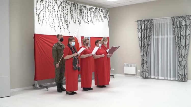 20201113-20201110-c-354-wieczernica_patriotyczna_w_helenowie-1.mp4