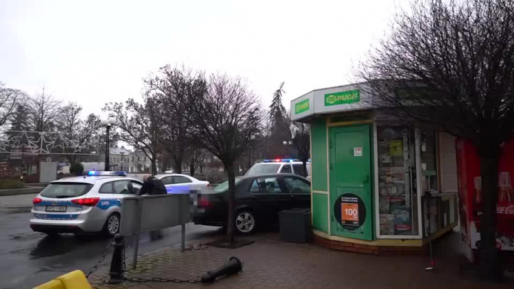20201228-20201224-c-119-wjechal-autem-w-kiosk-1.mp4