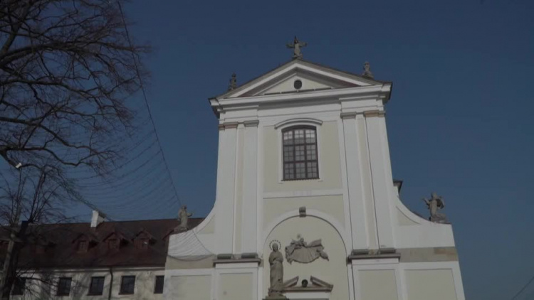 20210303-20210225-c-352-remont-klasztoru-w-wegrowie-1.mp4