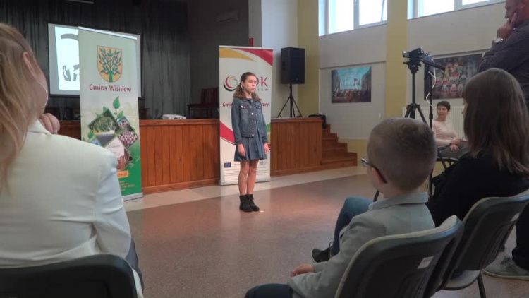20210521-20210519-c-300-konkurs-recytatorski-w-gok-w-wisniewie-1.mp4