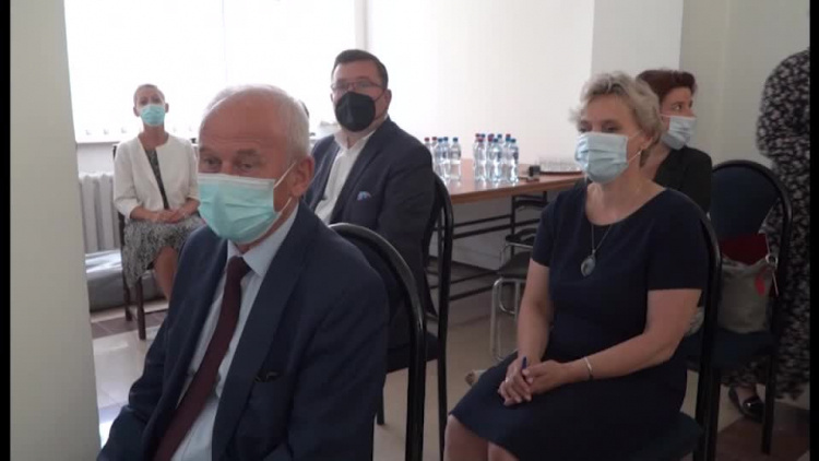 20210721-20210708-c-335-kasa-na-drogi-siedlec-1-5562925.mp4