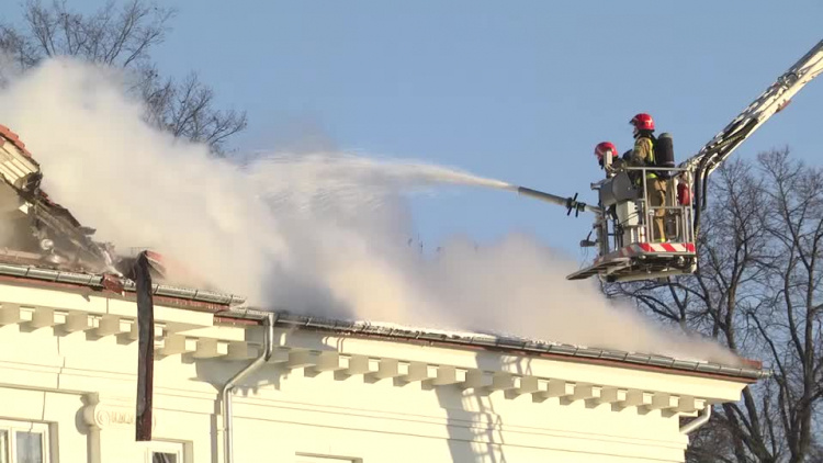 20211124-20211117-c-352-palac-w-korczewie-czeka-ogromny-remont-1.mp4