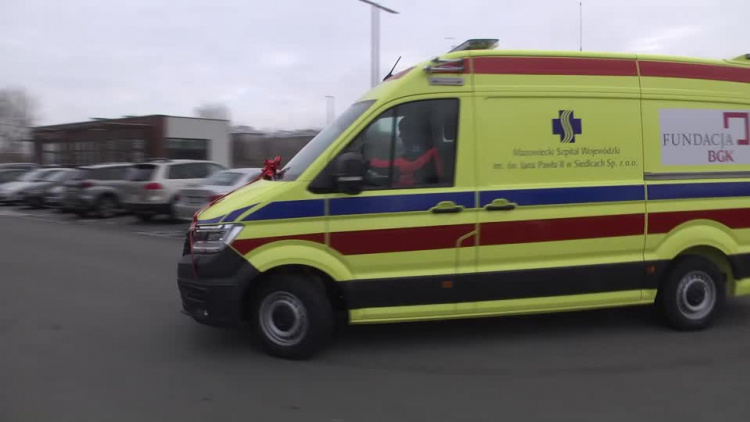 20211210-20211208-c-305-nowa-karetka-covidowa-dla-szpitala-1.mp4