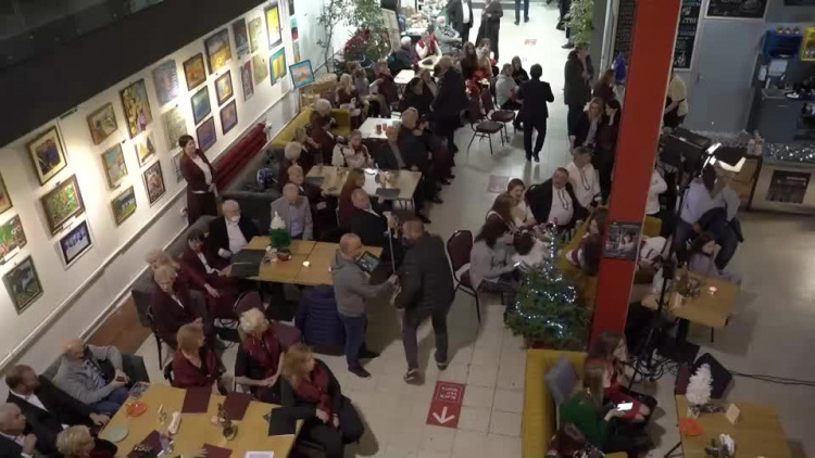 20211221-arche-1.mp4