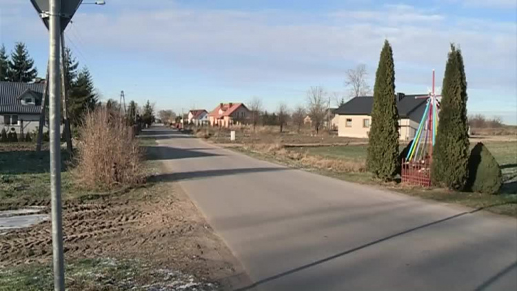 20220103-20211227-c-427-nowa-droga-na-trasie-olesnica-kamieniec-1.mp4