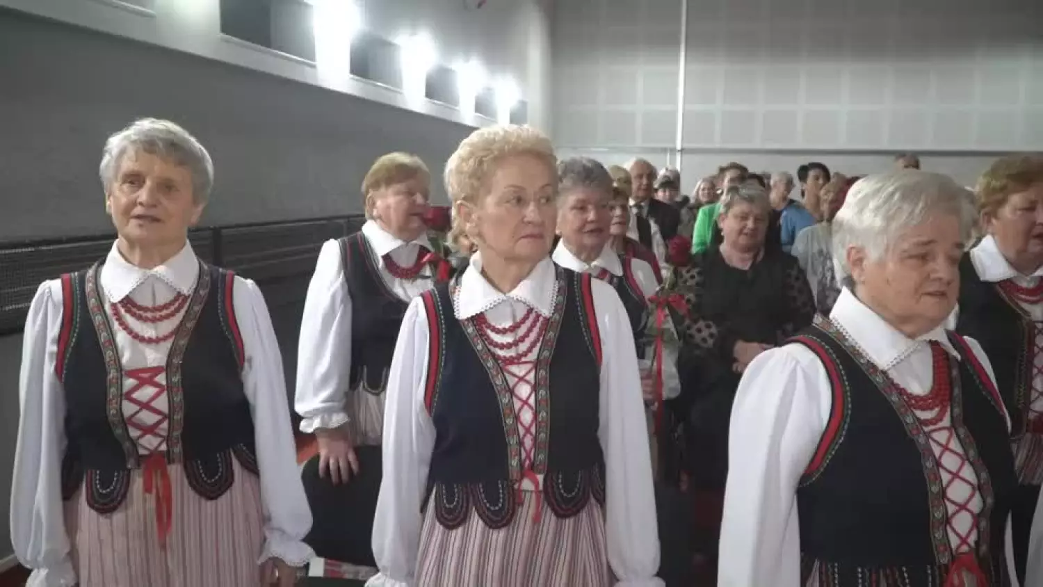 20241101-20241030-c-717-jubileusz-40-lecia-zespolu-ludowego-podlasianki-poprawione-1.mp4